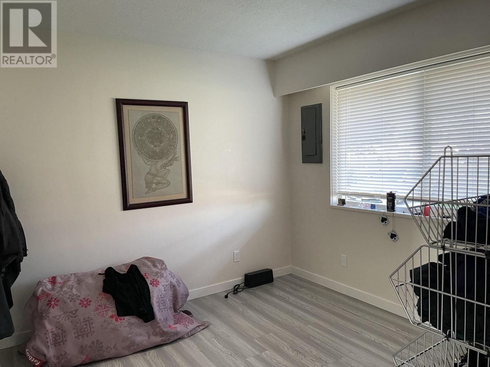 15240 -15260 Westminster Highway, Richmond, British Columbia  V6V 1A6 - Photo 8 - R2828338