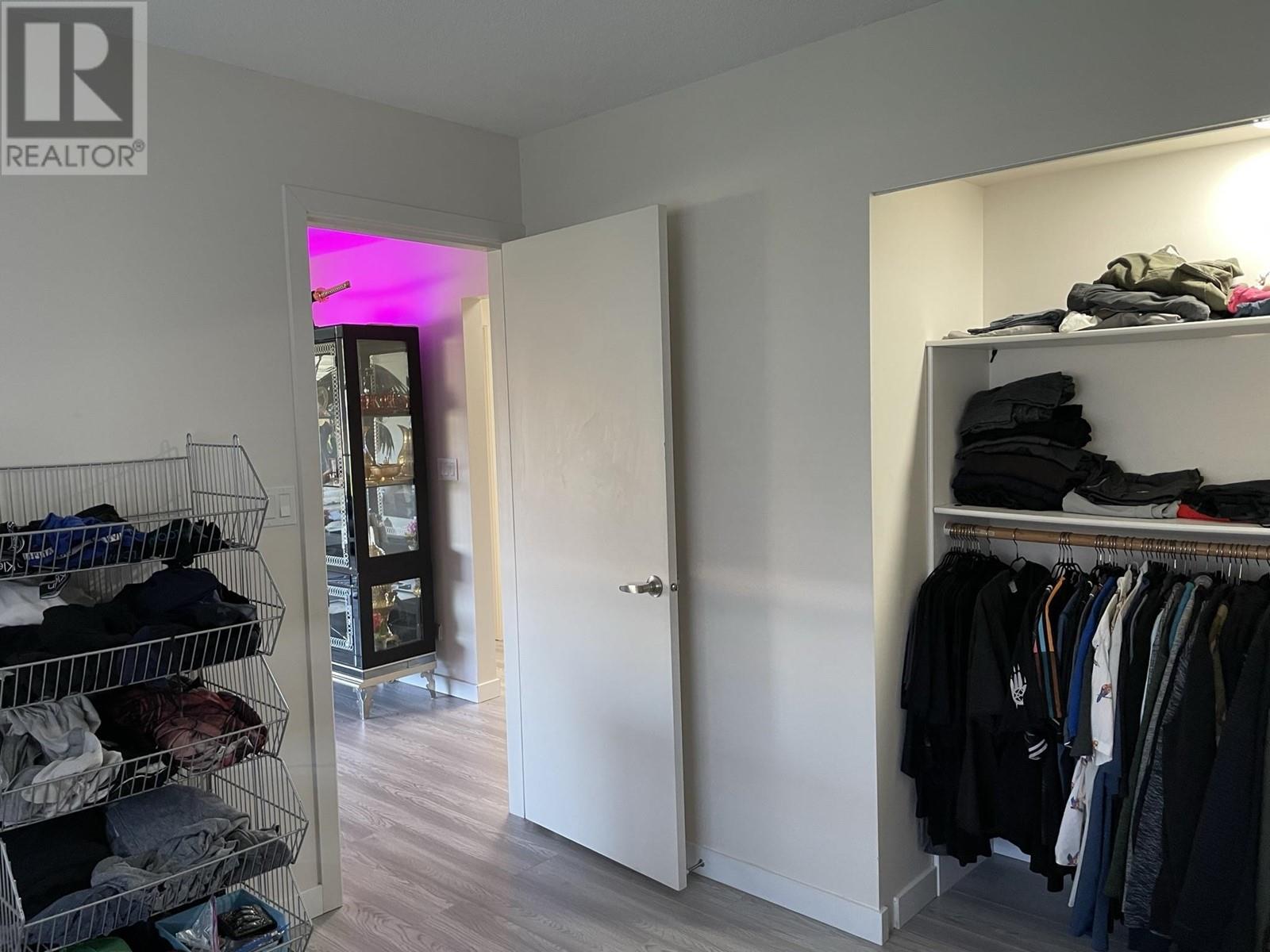 15240 -15260 Westminster Highway, Richmond, British Columbia  V6V 1A6 - Photo 9 - R2828338