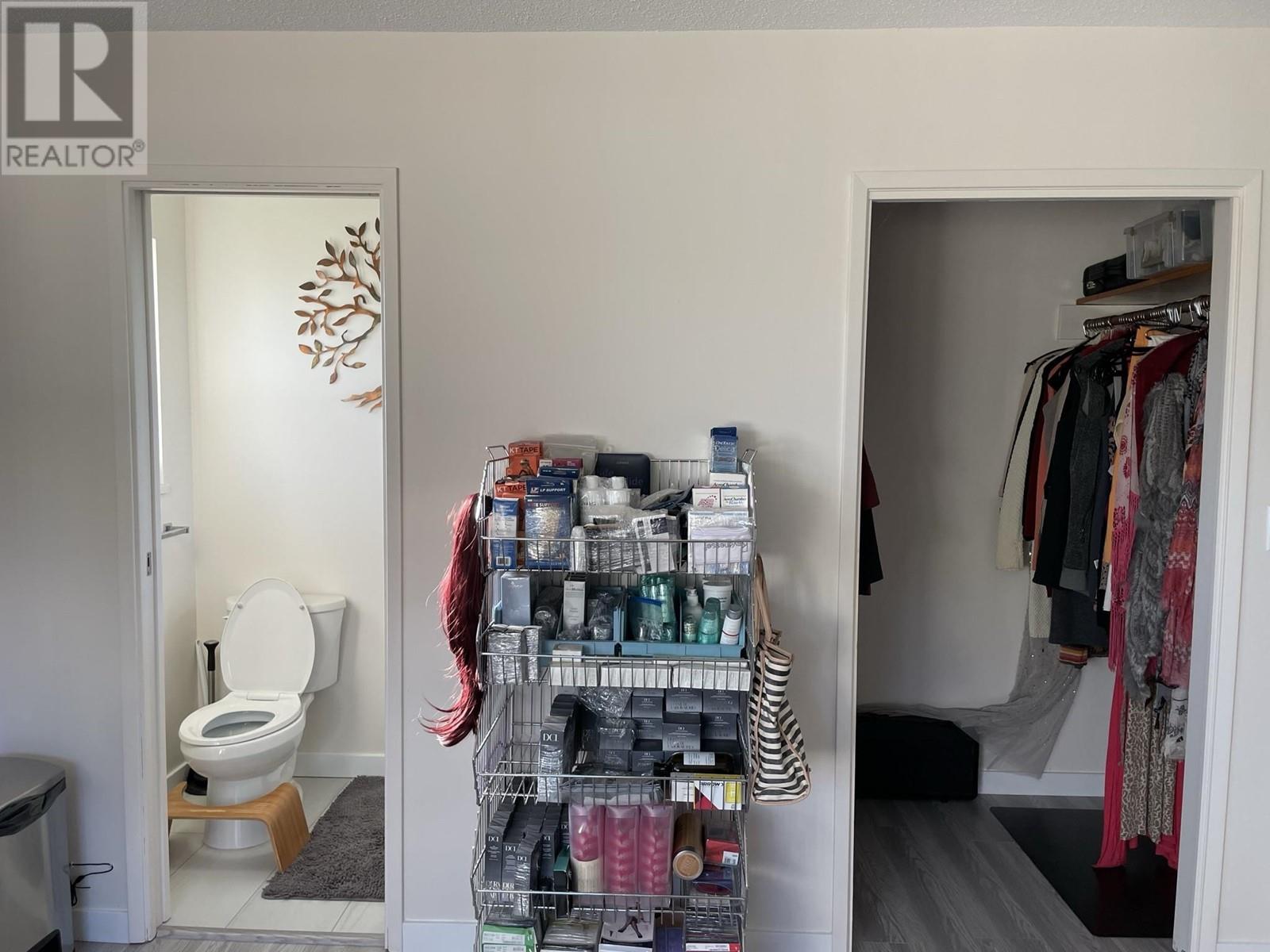 15240 -15260 Westminster Highway, Richmond, British Columbia  V6V 1A6 - Photo 16 - R2828338