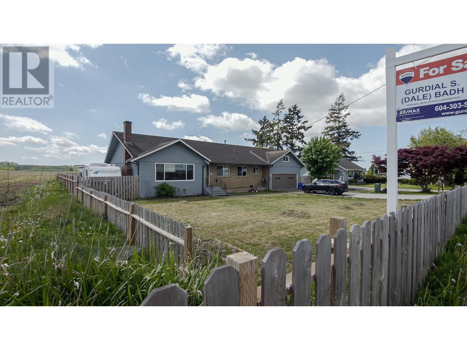 15240 -15260 Westminster Highway, Richmond, British Columbia  V6V 1A6 - Photo 3 - R2828338