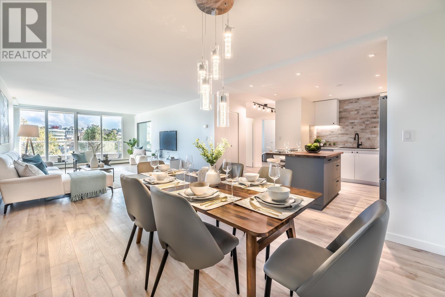 709 522 MOBERLY ROAD, vancouver, British Columbia