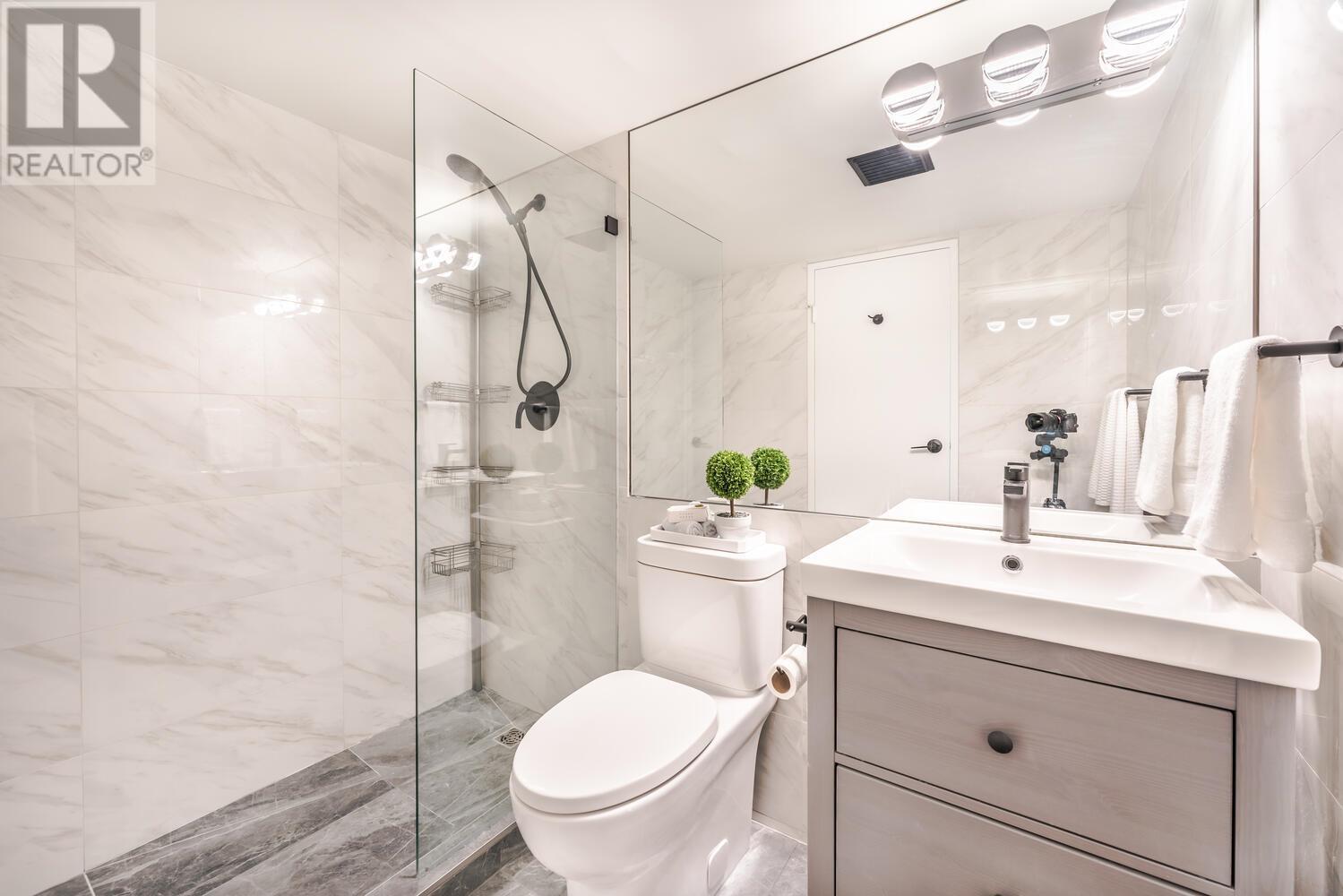 709 522 Moberly Road, Vancouver, British Columbia  V5Z 4G4 - Photo 19 - R2828403