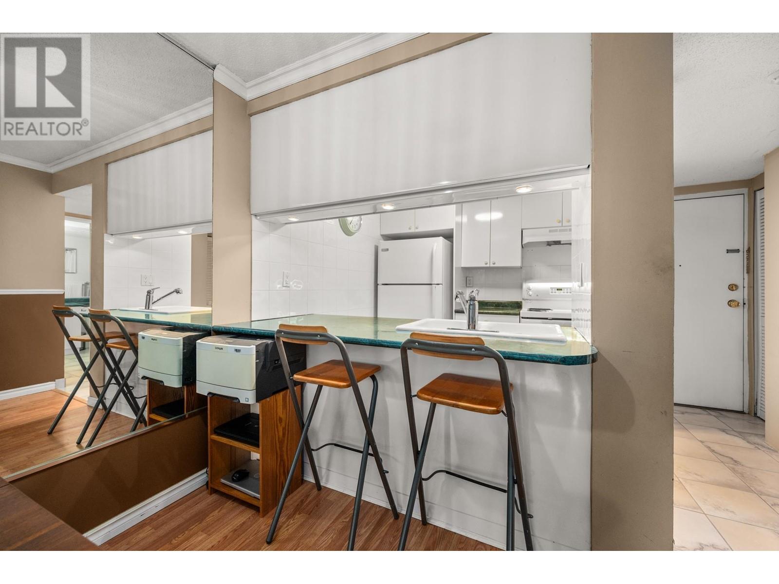 405 1270 Robson Street, Vancouver, British Columbia  V6E 3Z6 - Photo 5 - R2827324