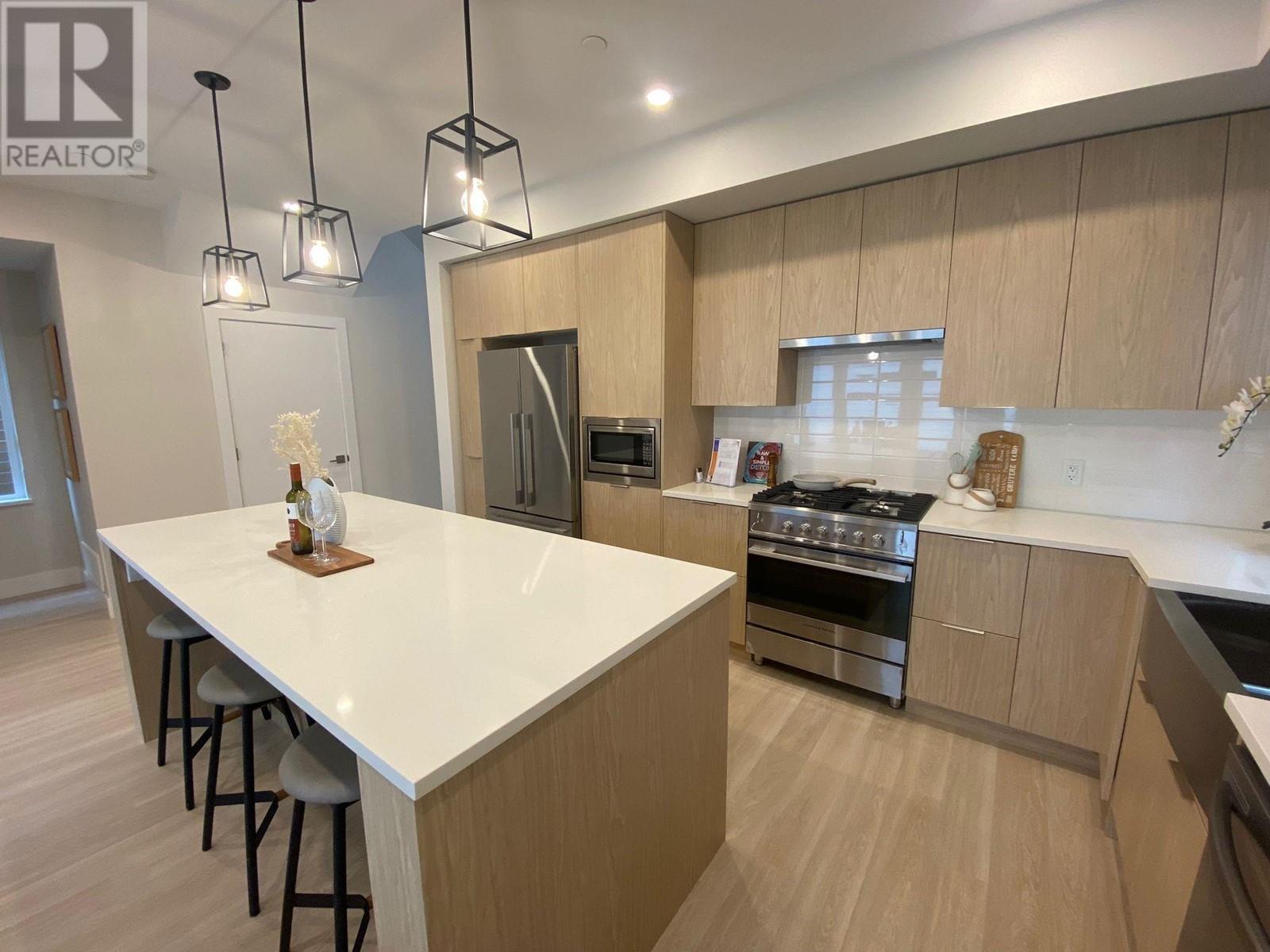 4732 Spruce Way, Tsawwassen, British Columbia  V4M 0A8 - Photo 3 - R2828184