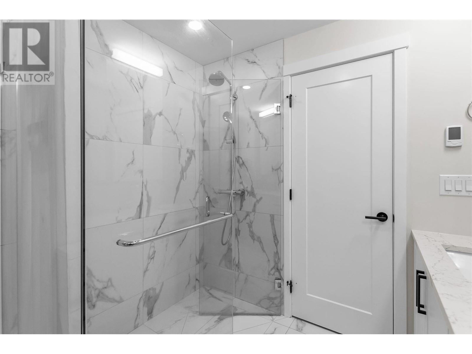 303 11893 227 Street, Maple Ridge, British Columbia  V2X 6H9 - Photo 12 - R2826064