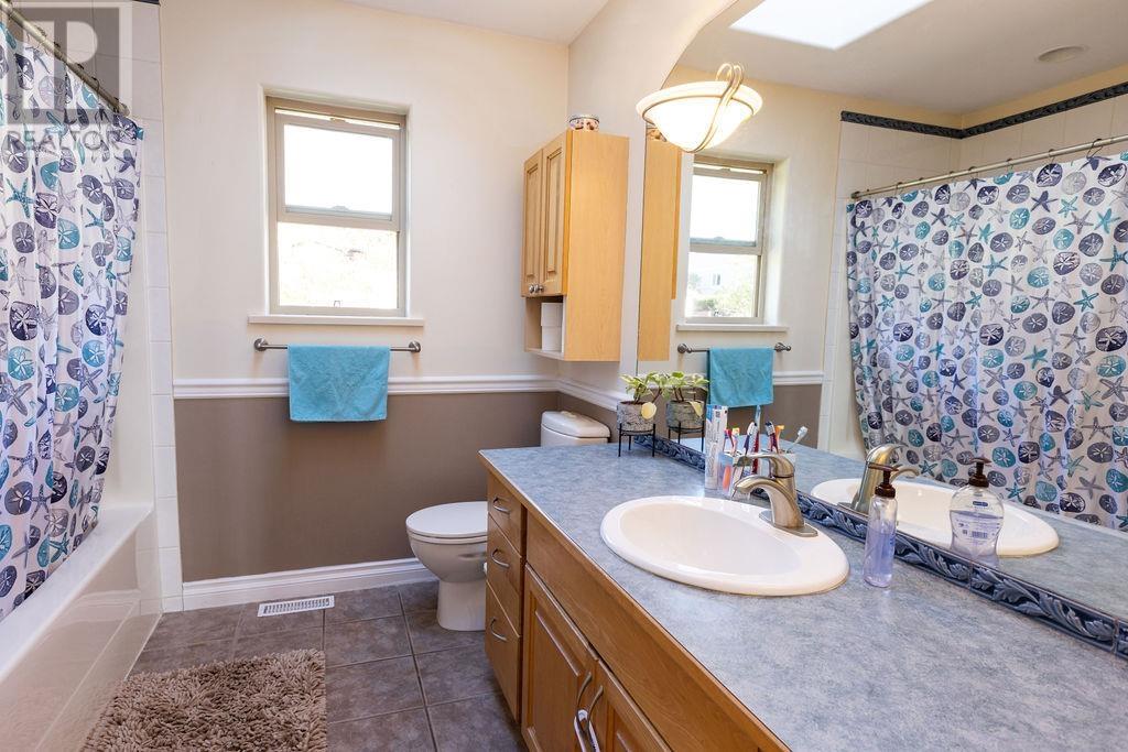 6356 Jasper Road, Sechelt, British Columbia  V7Z 0R7 - Photo 17 - R2827987