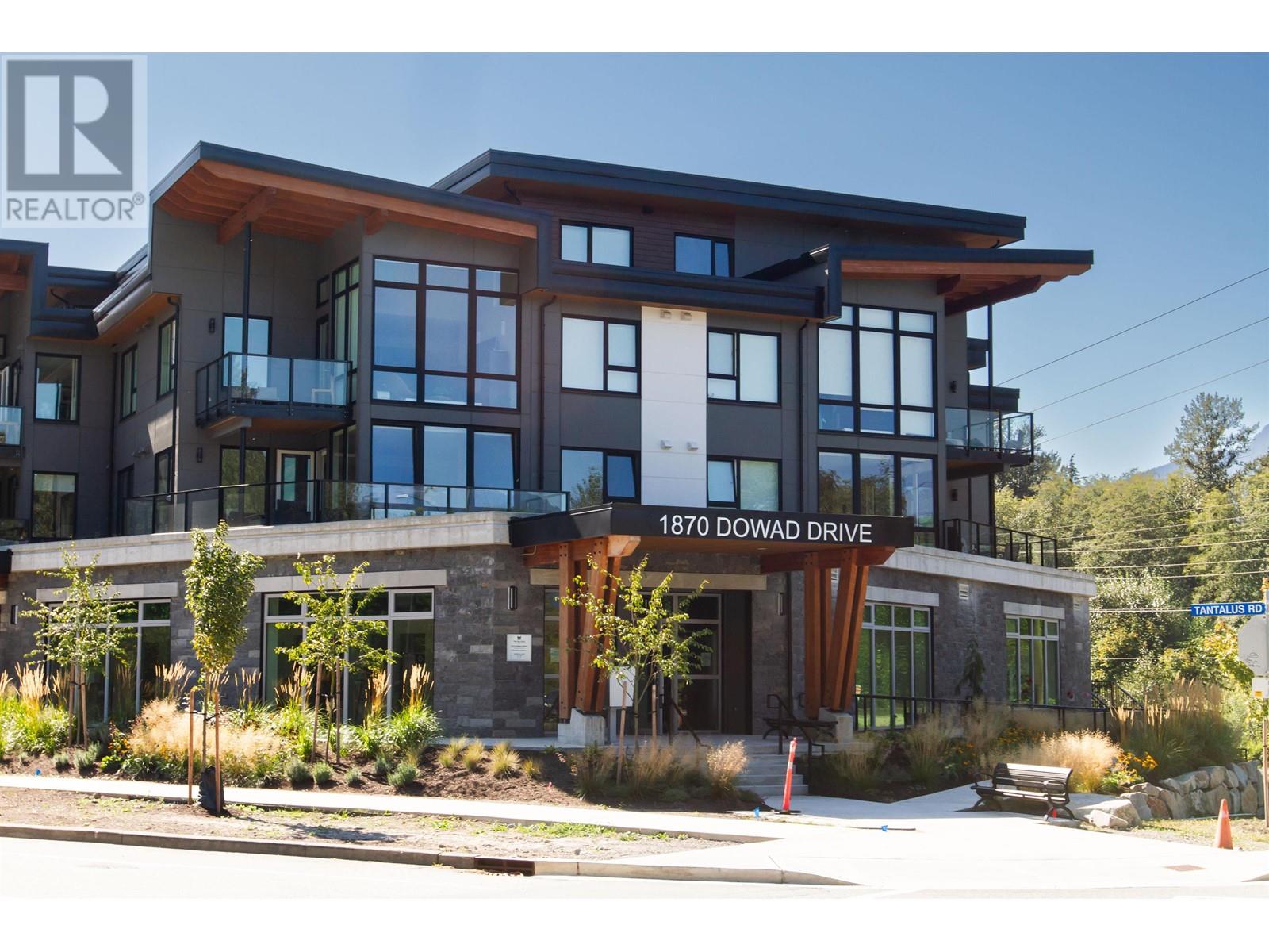 211 1870 DOWAD DRIVE, squamish, British Columbia