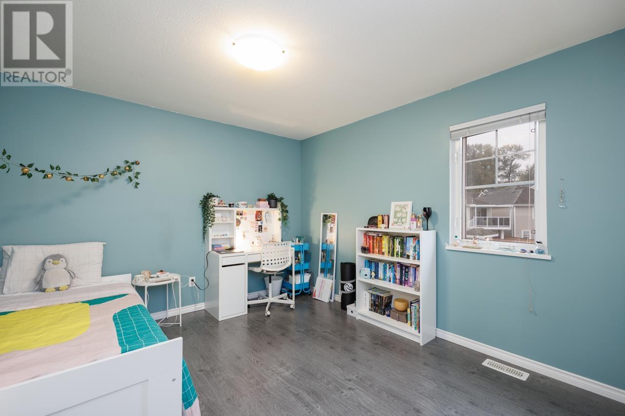 408 3000 Riverbend Drive, Coquitlam, British Columbia  V3C 6R1 - Photo 17 - R2828409