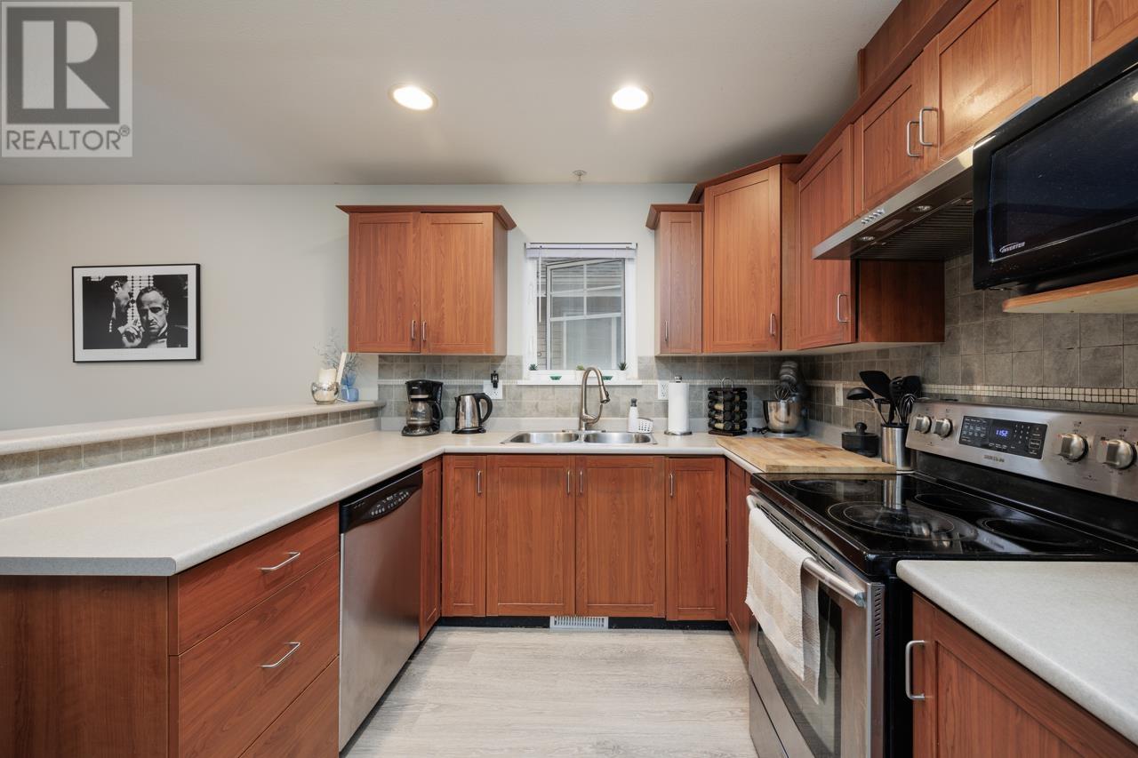 408 3000 Riverbend Drive, Coquitlam, British Columbia  V3C 6R1 - Photo 7 - R2828409