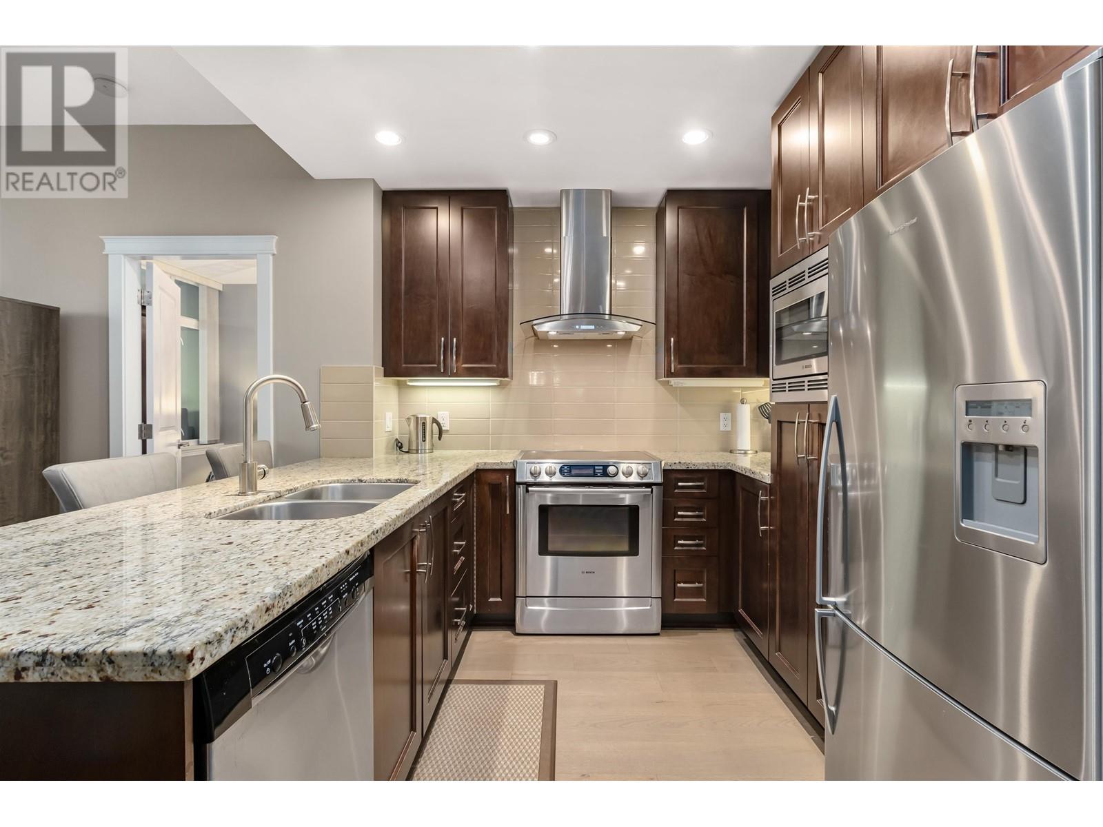 506 1415 PARKWAY BOULEVARD, coquitlam, British Columbia