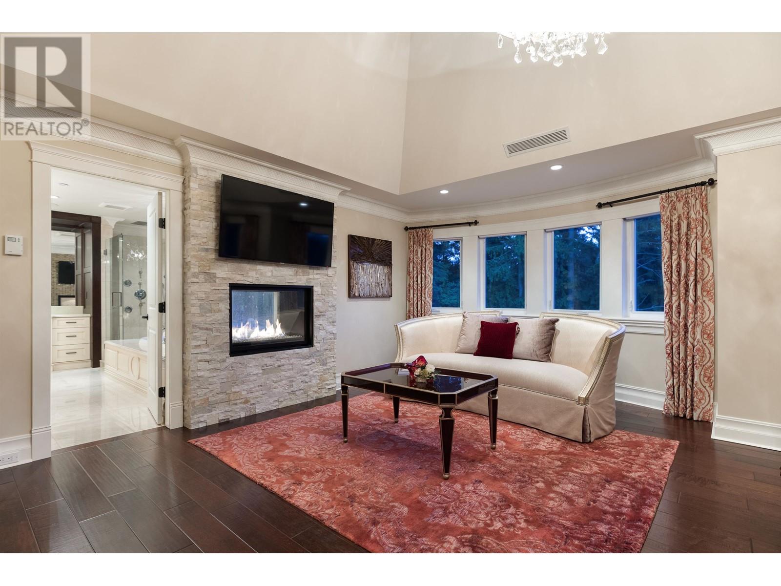 1402 Crystal Creek Drive, Anmore, British Columbia  V3H 0A3 - Photo 9 - R2824559