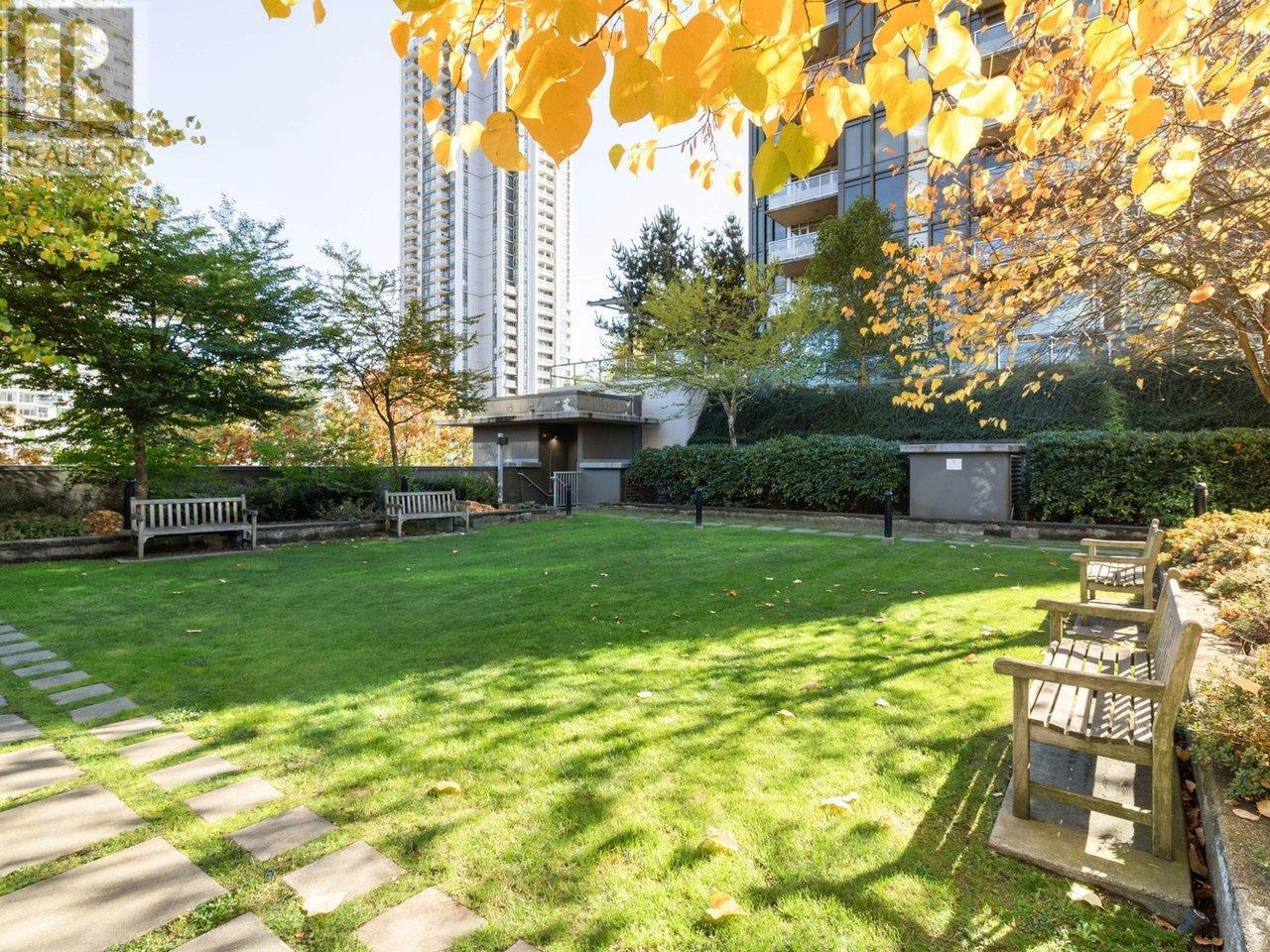 2103 3008 Glen Drive, Coquitlam, British Columbia  V3B 0J5 - Photo 15 - R2824684