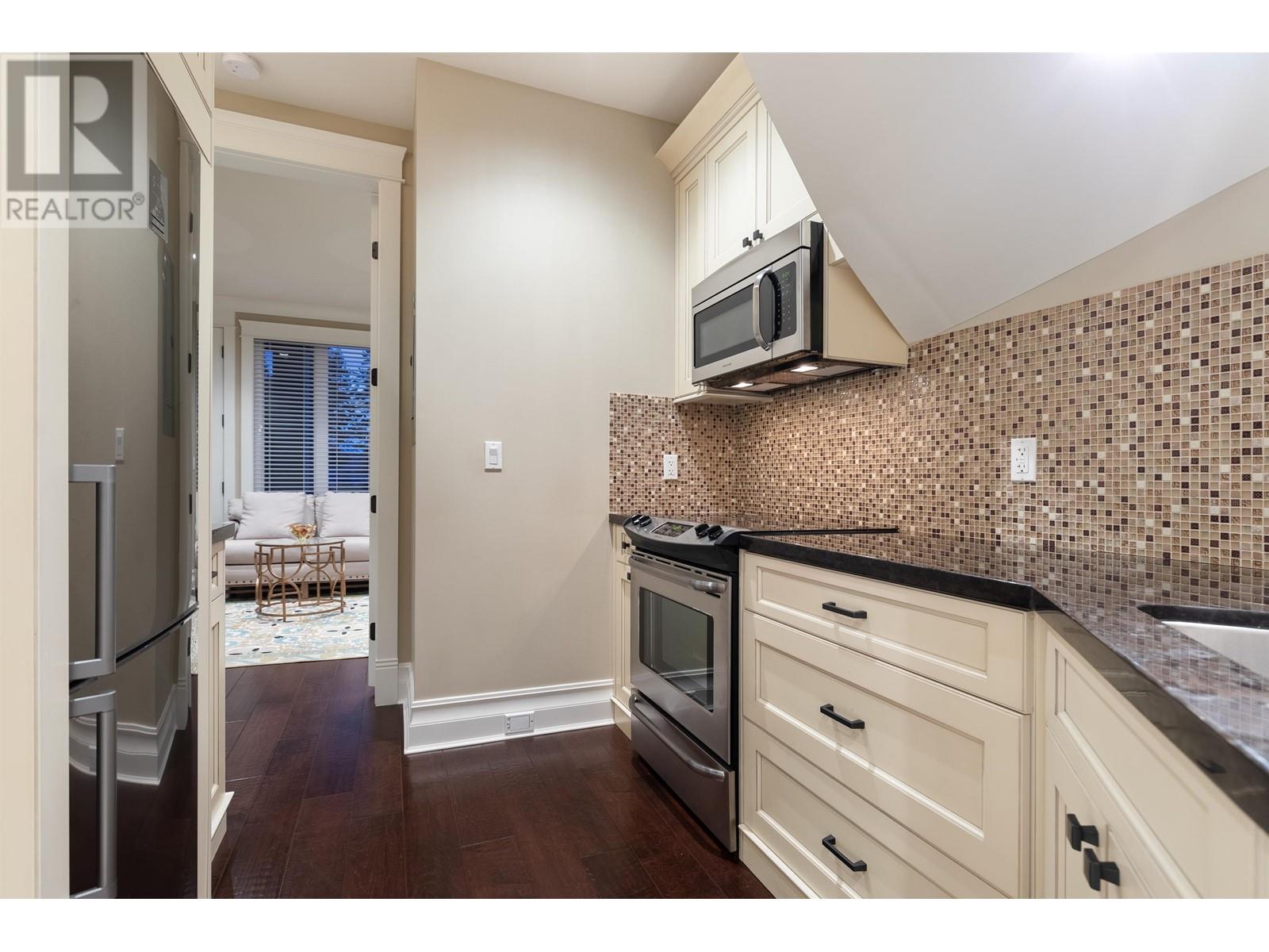 1402 Crystal Creek Drive, Anmore, British Columbia  V3H 0A3 - Photo 30 - R2824559