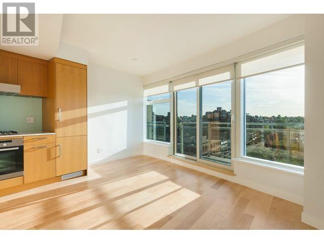 Listing Picture 5 of 16 : 1002 1565 W 6TH AVENUE, Vancouver / 溫哥華 - 魯藝地產 Yvonne Lu Group - MLS Medallion Club Member