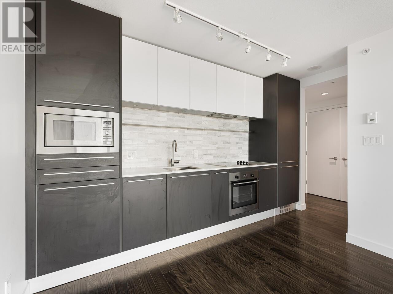 2705 8131 Nunavut Lane, Vancouver, British Columbia  V5X 0E2 - Photo 3 - R2828414
