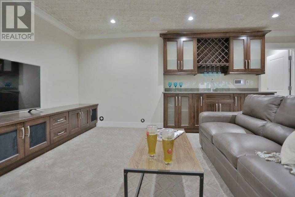 6782 Hersham Avenue, Burnaby, British Columbia  V5E 3K8 - Photo 14 - R2828417