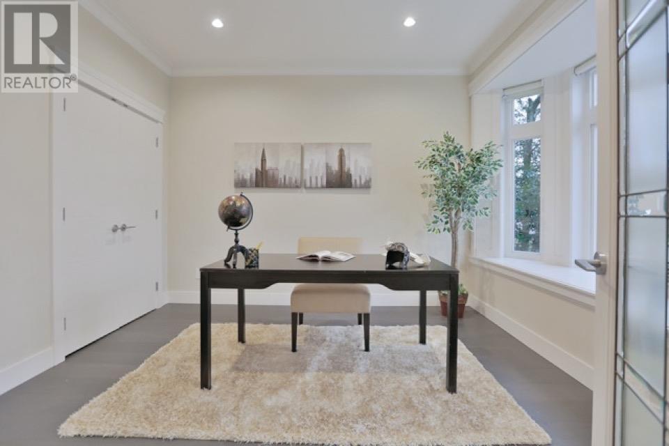 6782 Hersham Avenue, Burnaby, British Columbia  V5E 3K8 - Photo 5 - R2828417
