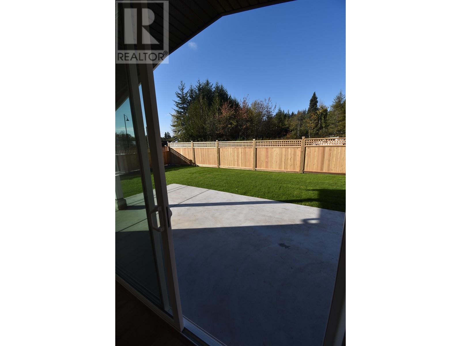 1072 Celia Crescent, Gibsons, British Columbia  V0N 1V7 - Photo 9 - R2794071