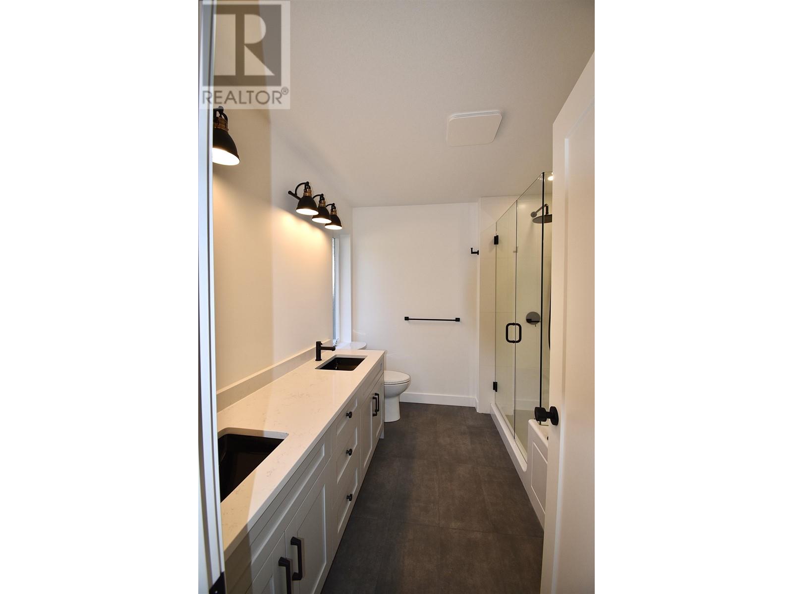 1072 Celia Crescent, Gibsons, British Columbia  V0N 1V7 - Photo 20 - R2794071