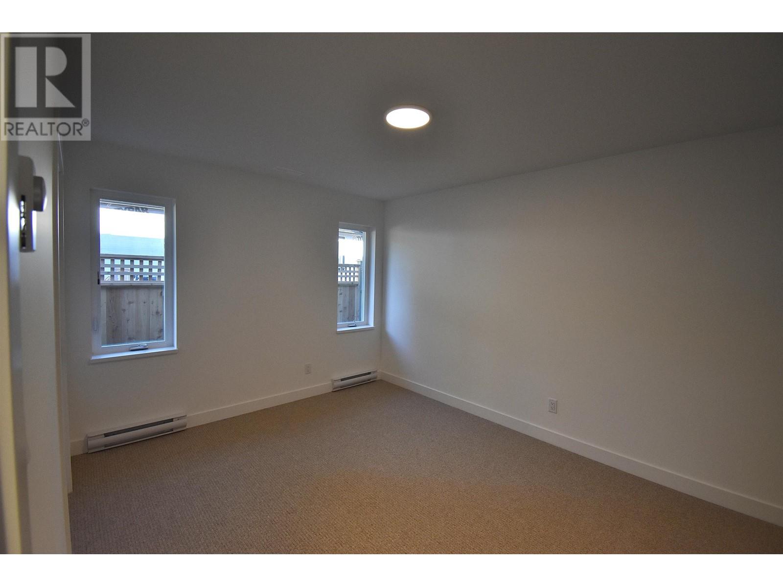 1072 Celia Crescent, Gibsons, British Columbia  V0N 1V7 - Photo 26 - R2794071