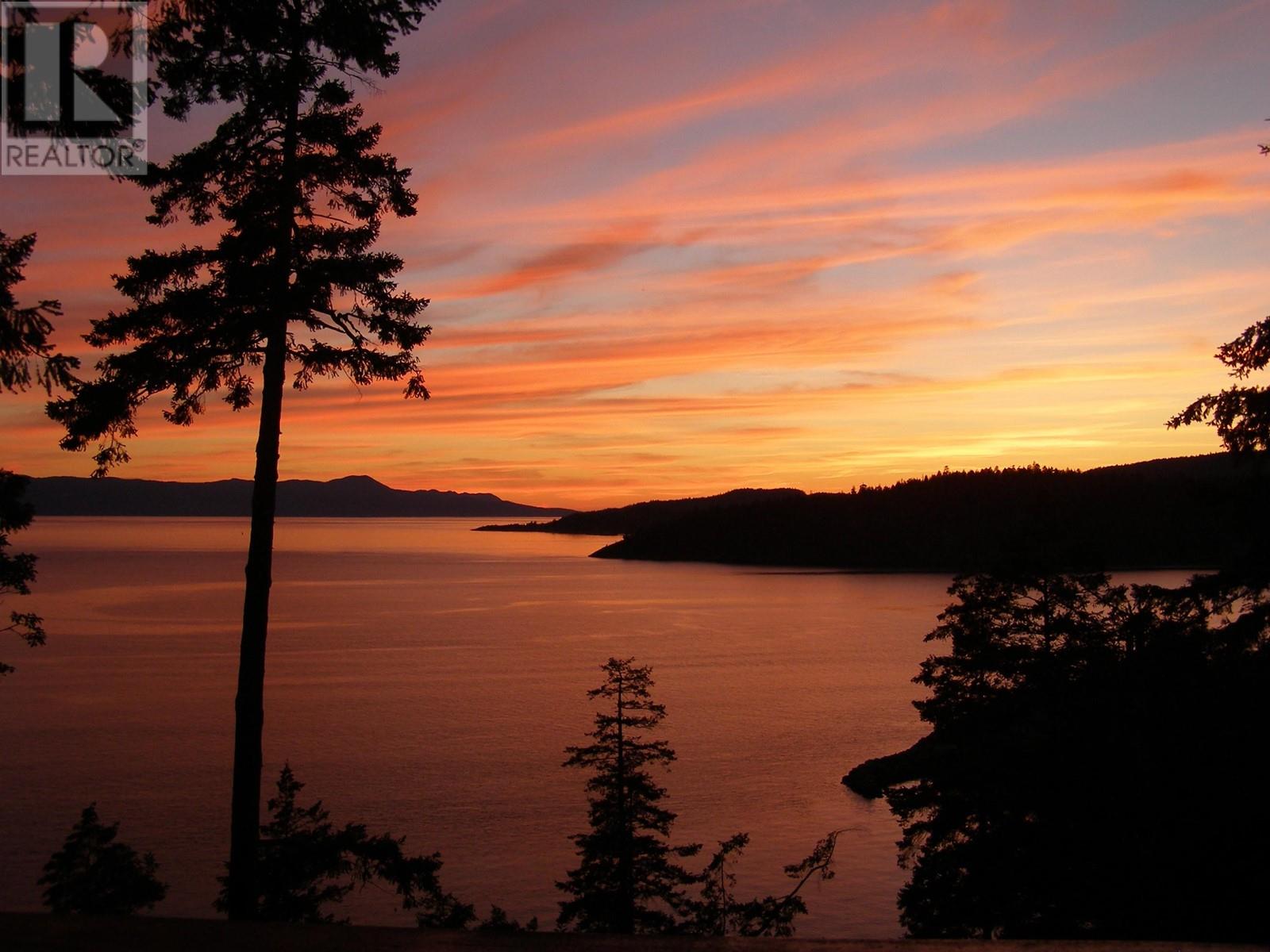 4200 Orca Road, Garden Bay, British Columbia  V0N 1S1 - Photo 6 - R2824701