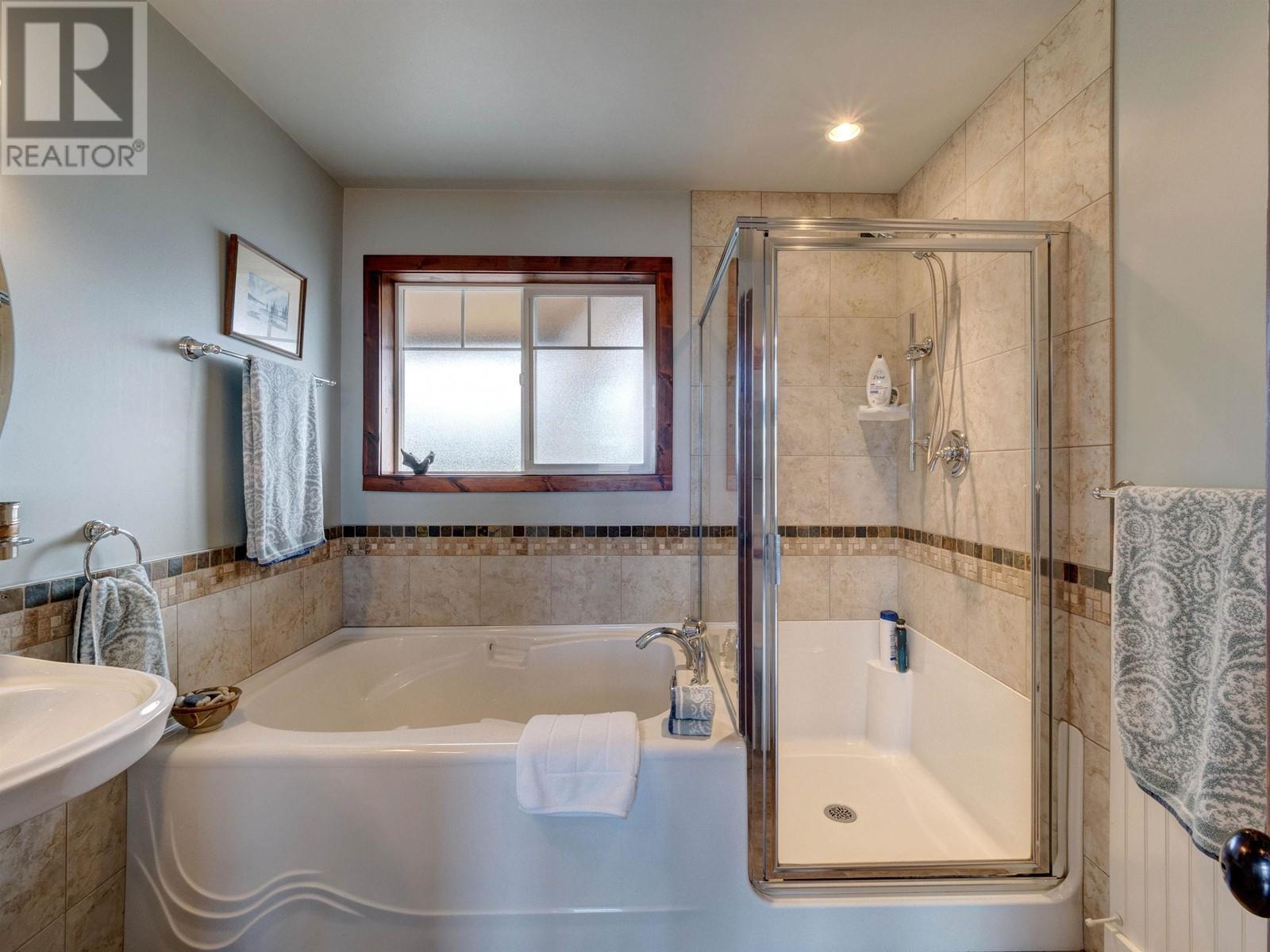 4200 Orca Road, Garden Bay, British Columbia  V0N 1S1 - Photo 37 - R2824701