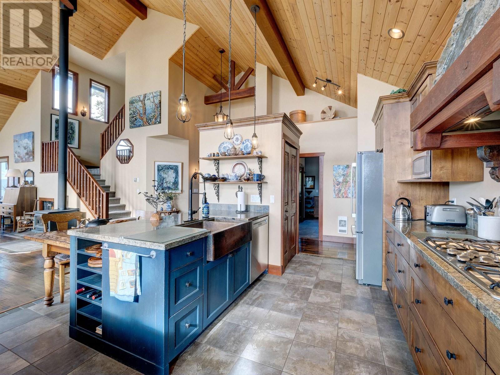 4200 Orca Road, Garden Bay, British Columbia  V0N 1S1 - Photo 16 - R2824701