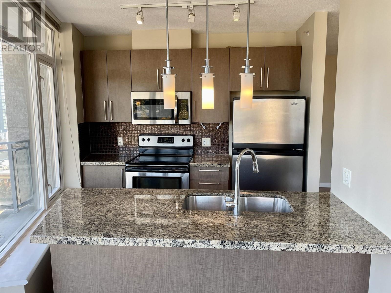 1706 888 Carnarvon Street, New Westminster, British Columbia  V3M 0C6 - Photo 9 - R2828108