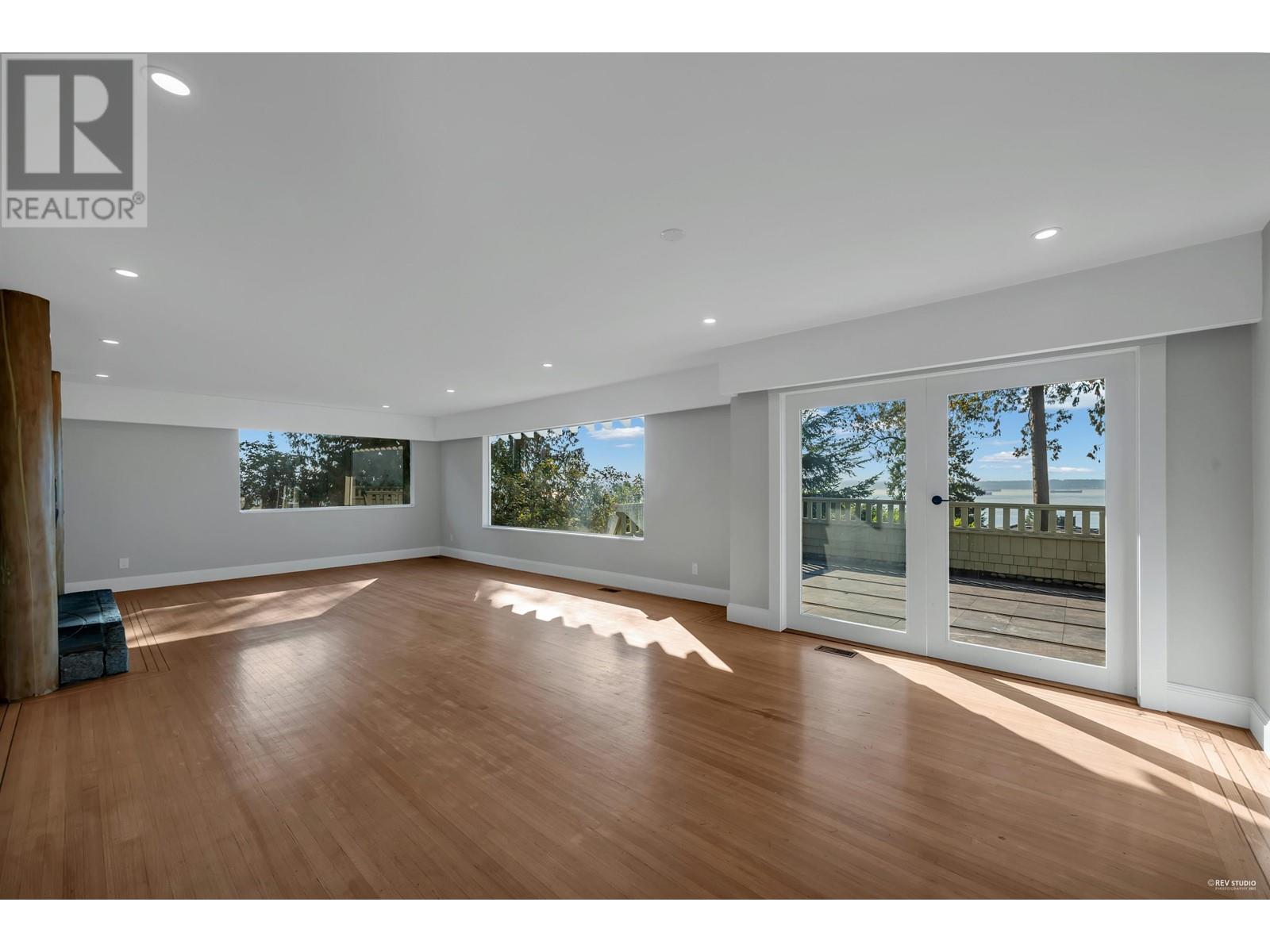 2602 Ottawa Avenue, West Vancouver, British Columbia  V7V 2T5 - Photo 17 - R2818948