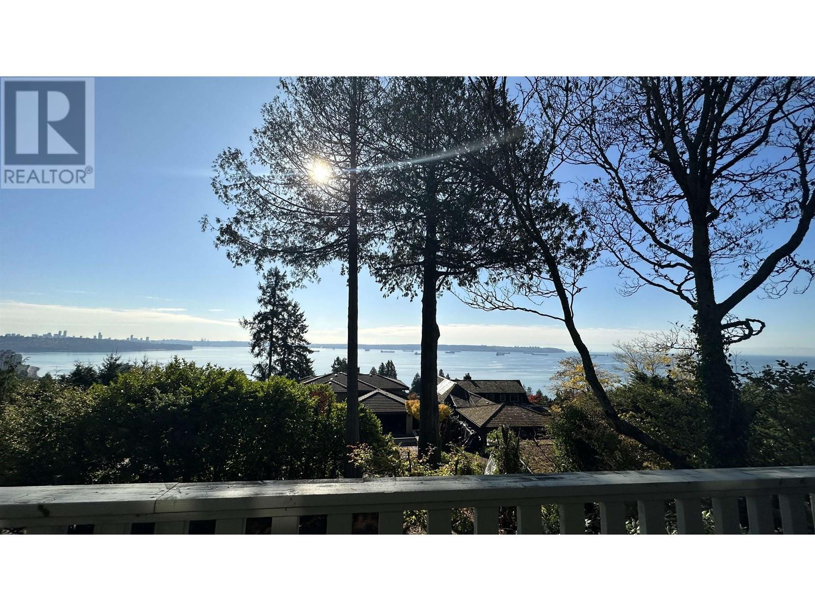 2602 Ottawa Avenue, West Vancouver, British Columbia  V7V 2T5 - Photo 28 - R2818948