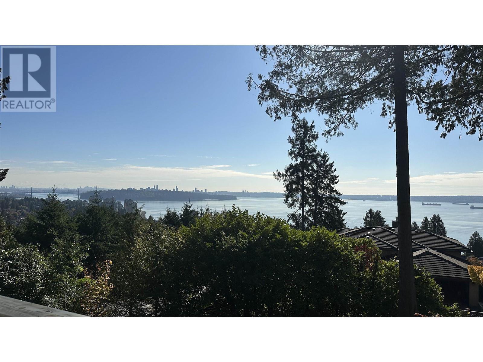 2602 Ottawa Avenue, West Vancouver, British Columbia  V7V 2T5 - Photo 25 - R2818948