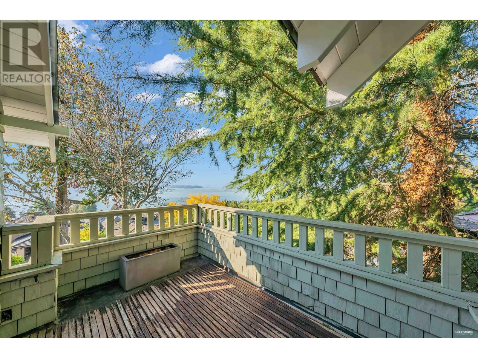 2602 Ottawa Avenue, West Vancouver, British Columbia  V7V 2T5 - Photo 39 - R2818948