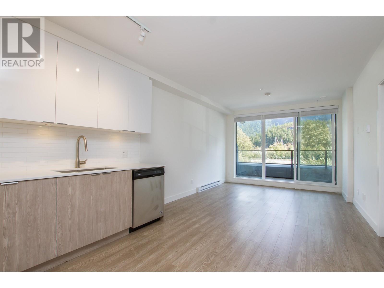 207 37881 Cleveland Avenue, Squamish, British Columbia  V8B 0Z7 - Photo 17 - R2828427