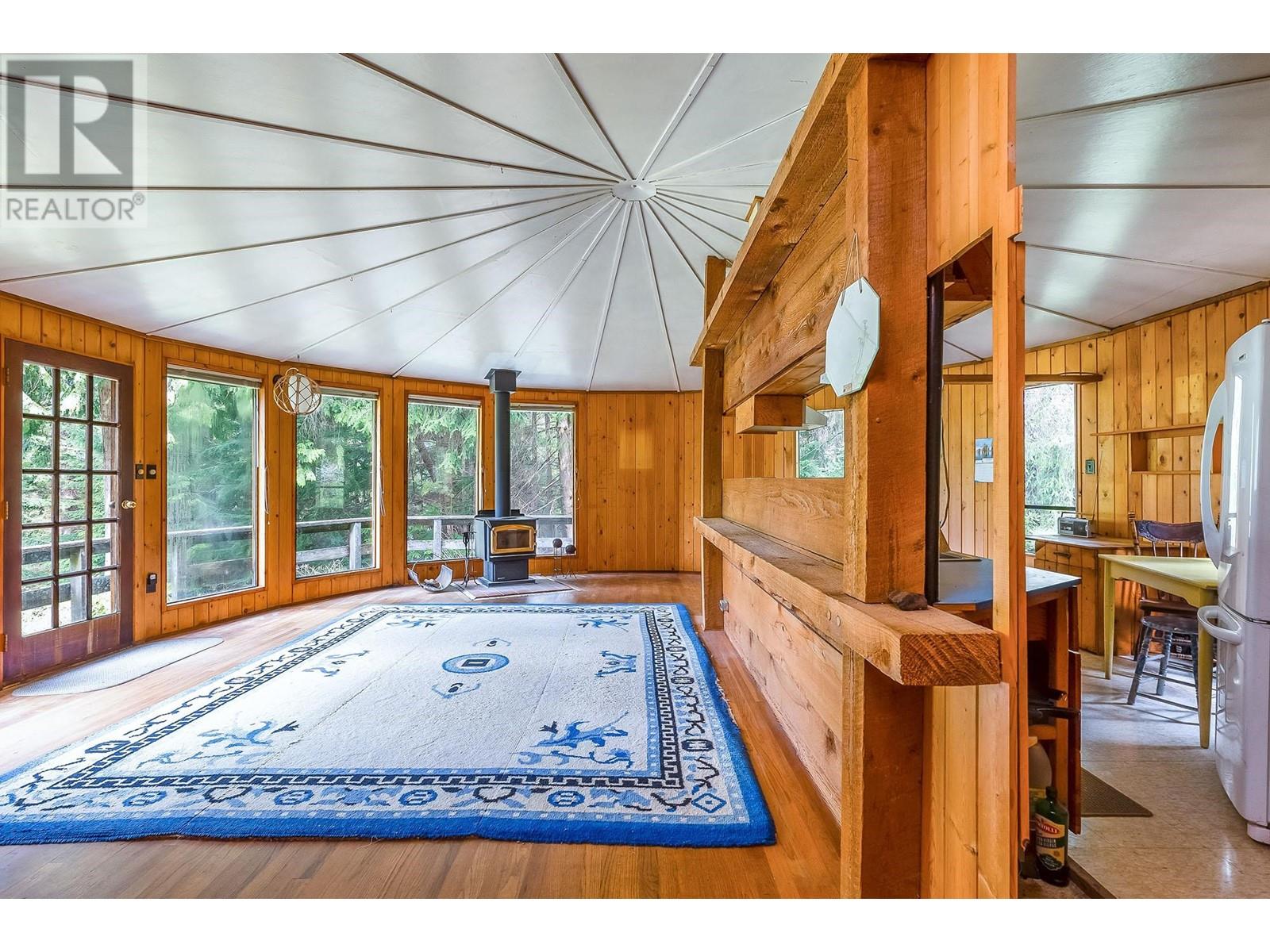 1473 Adams Road, Bowen Island, British Columbia  V0N 1G2 - Photo 17 - R2807698