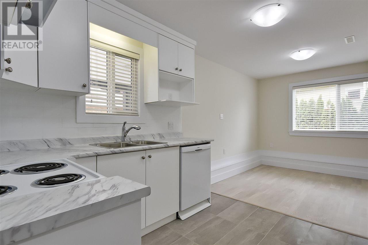 4572 47a Street, Delta, British Columbia  V4K 2N9 - Photo 15 - R2828240