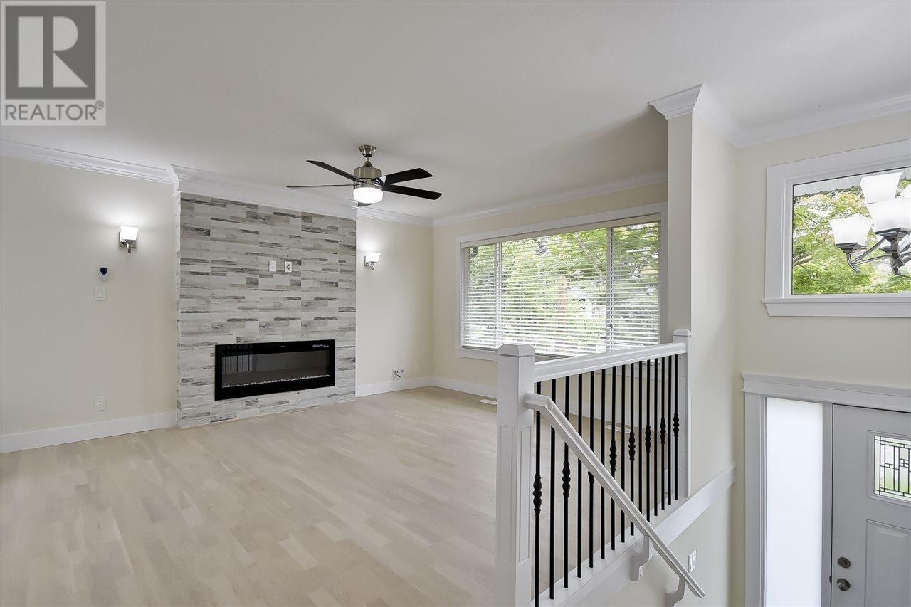 4572 47a Street, Delta, British Columbia  V4K 2N9 - Photo 2 - R2828240