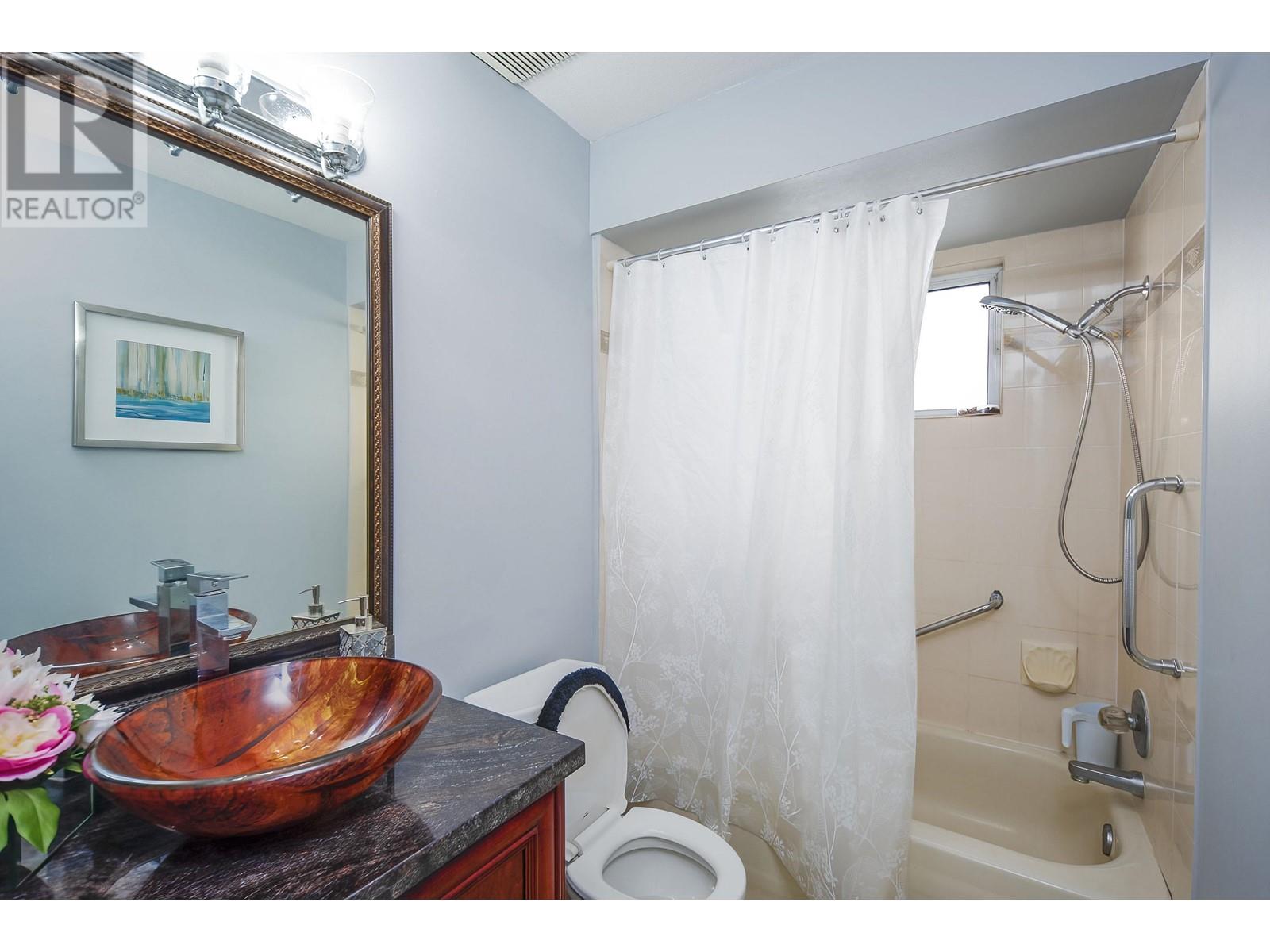 3089 E 28th Avenue, Vancouver, British Columbia  V5R 1S6 - Photo 11 - R2828376