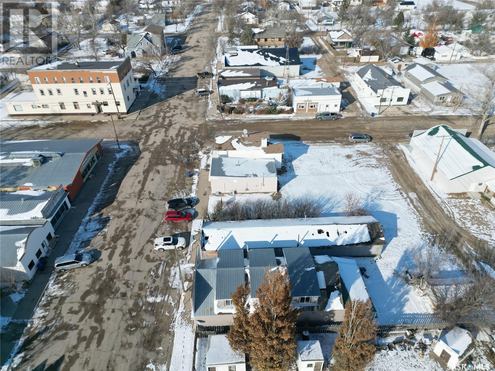 105 Main Street, Dinsmore, Saskatchewan  S0L 0T0 - Photo 4 - SK949822