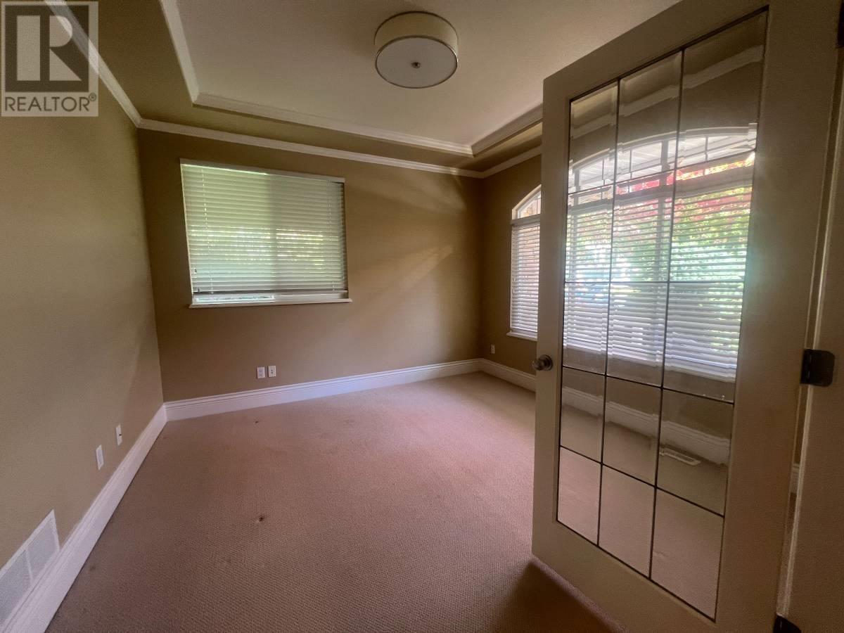 10500 Baker Place, Maple Ridge, British Columbia  V2W 2C2 - Photo 14 - R2828446