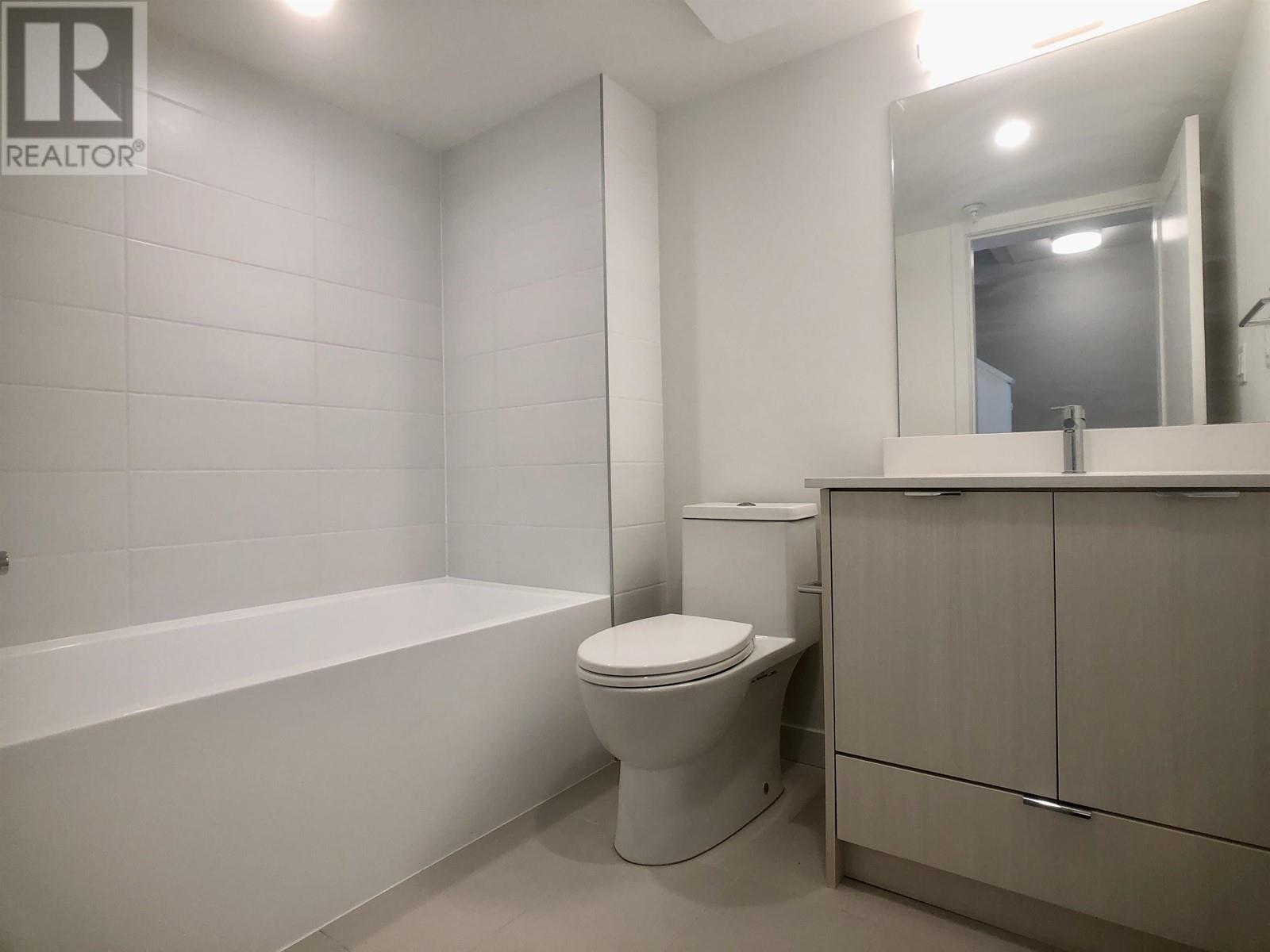203 678 Fairview Street, Coquitlam, British Columbia  V3J 0N1 - Photo 10 - R2828447