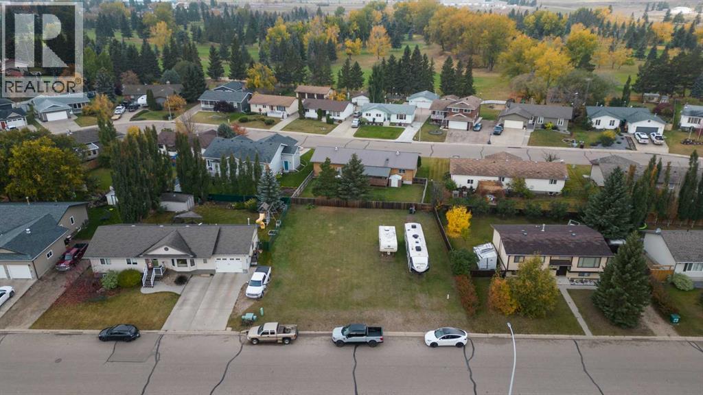 18 Mackenzie Drive, Sedgewick, Alberta  T0B 4C0 - Photo 2 - A2085049