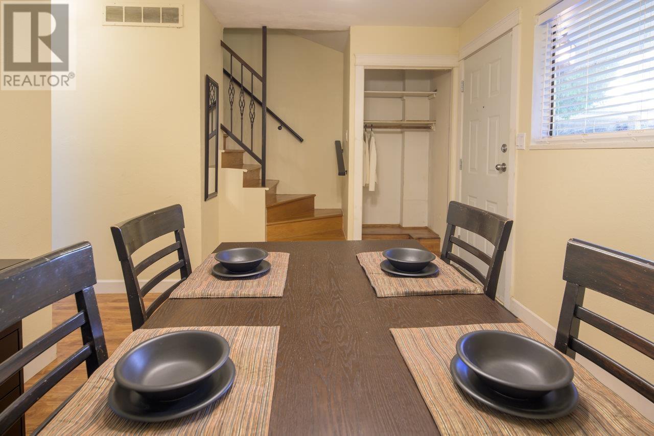 2009 Holdom Avenue, Burnaby, British Columbia  V5B 3W5 - Photo 7 - R2828456