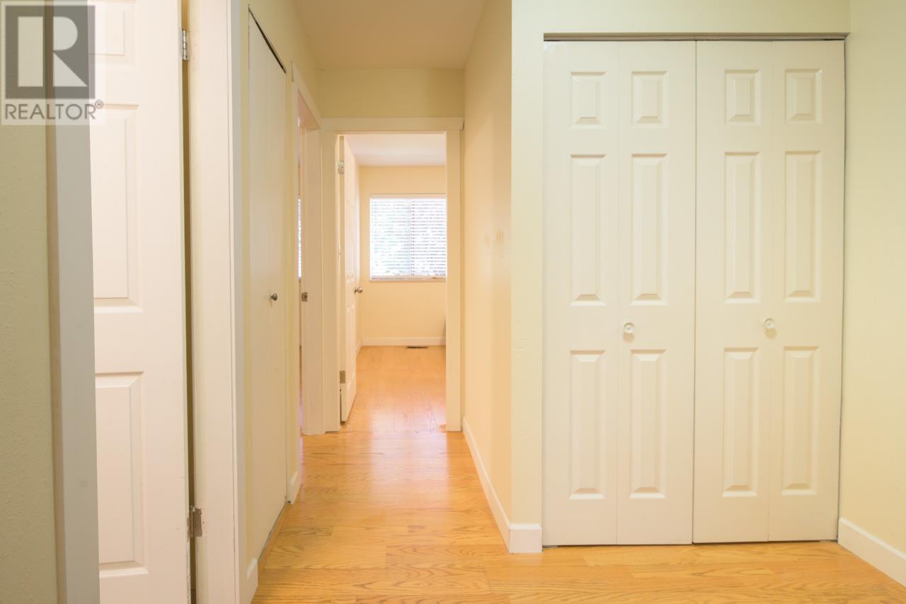 2009 Holdom Avenue, Burnaby, British Columbia  V5B 3W5 - Photo 28 - R2828456