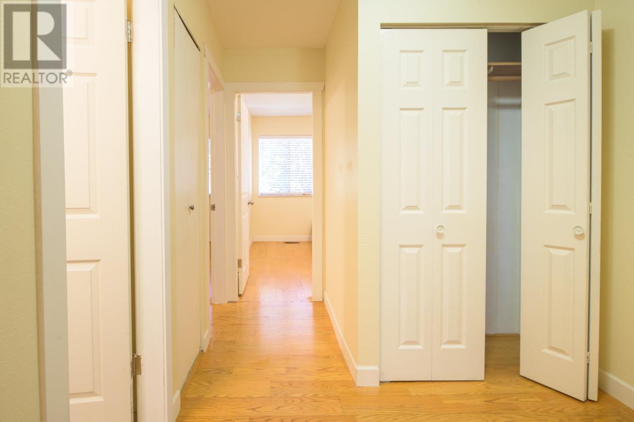 2009 Holdom Avenue, Burnaby, British Columbia  V5B 3W5 - Photo 29 - R2828456