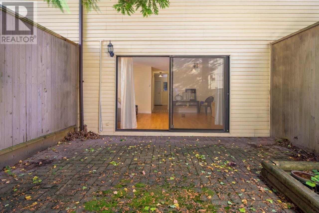 2009 Holdom Avenue, Burnaby, British Columbia  V5B 3W5 - Photo 33 - R2828456