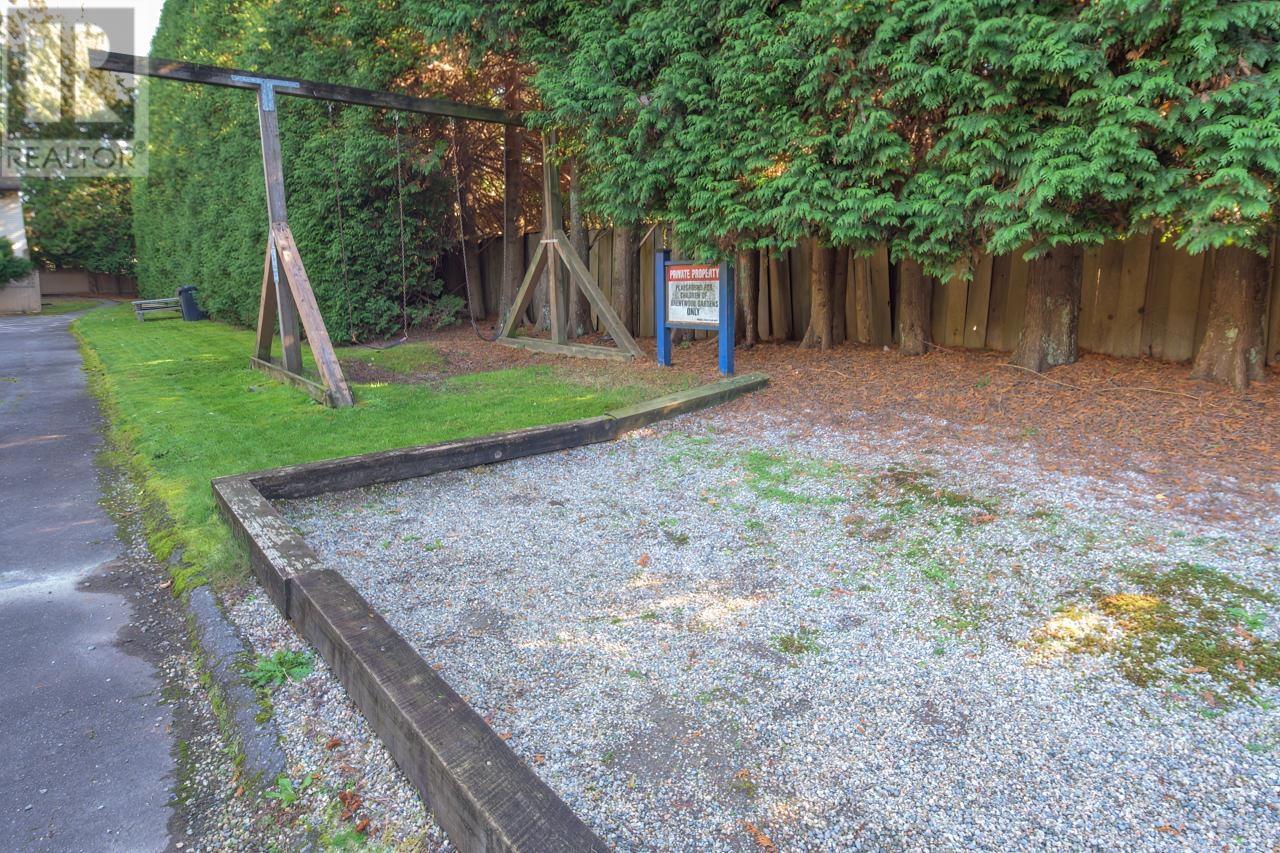 2009 Holdom Avenue, Burnaby, British Columbia  V5B 3W5 - Photo 34 - R2828456