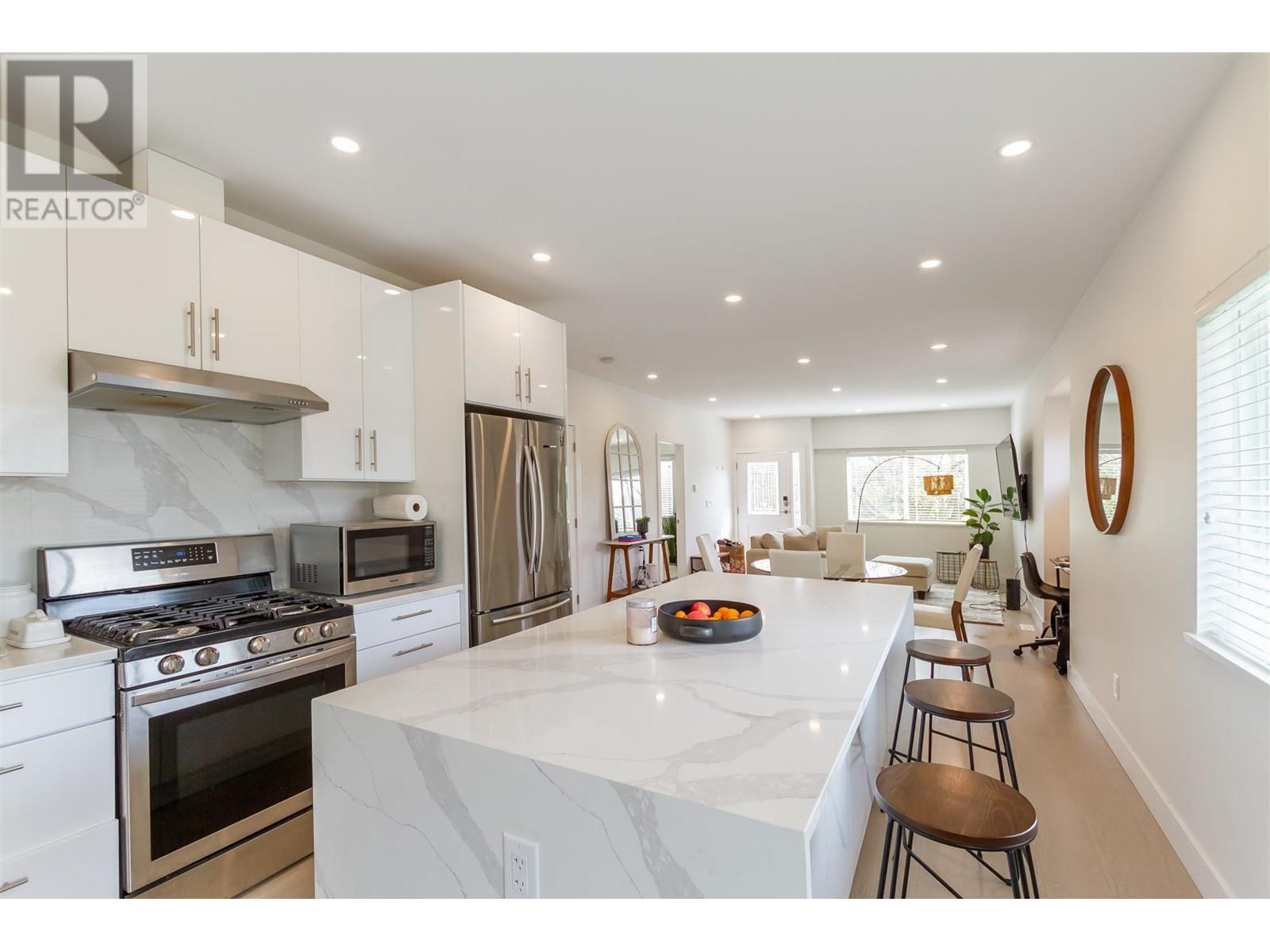 107 N Kaslo Street, Vancouver, British Columbia  V5K 3M9 - Photo 5 - R2775342