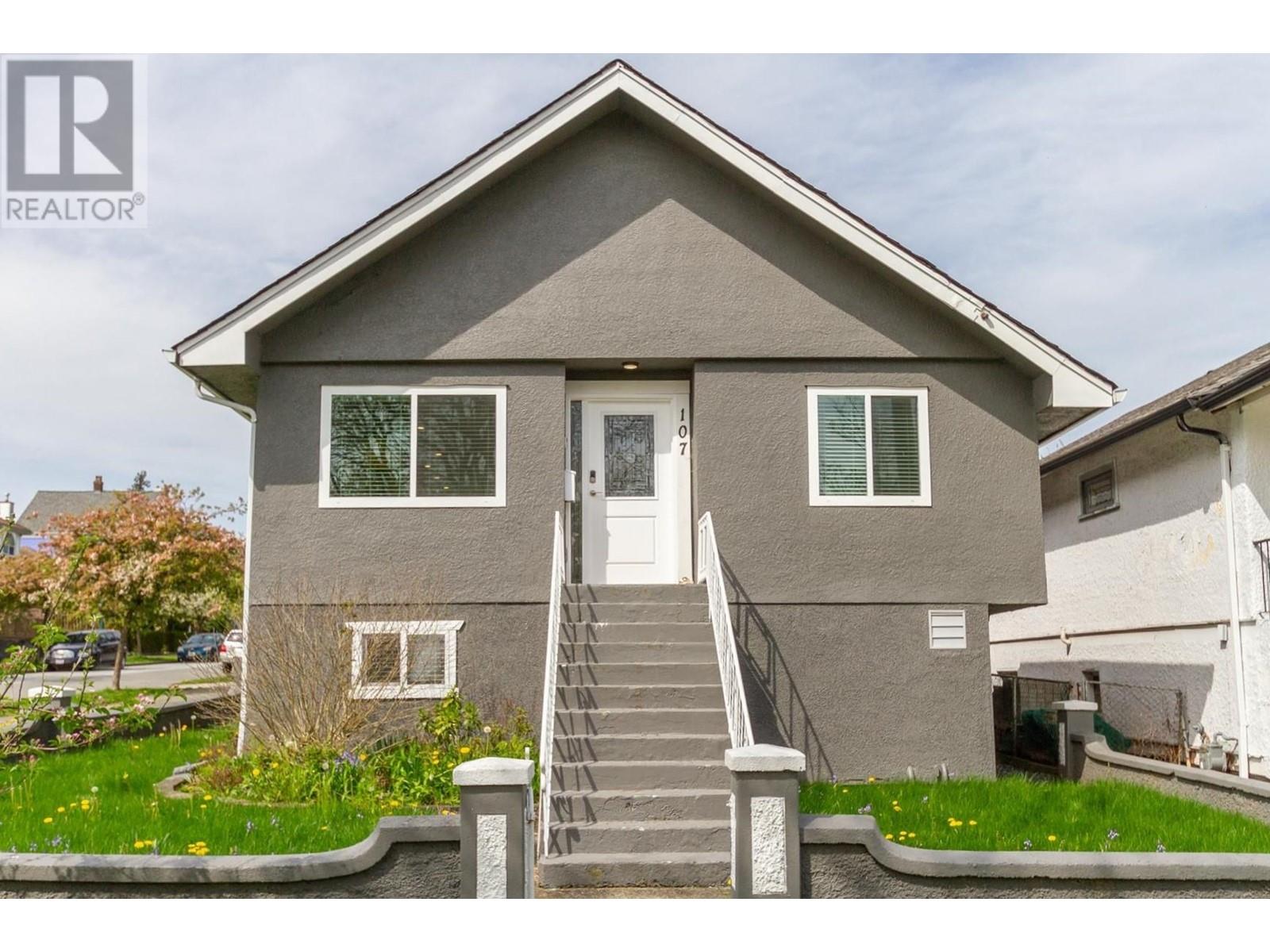107 N Kaslo Street, Vancouver, British Columbia  V5K 3M9 - Photo 30 - R2775342