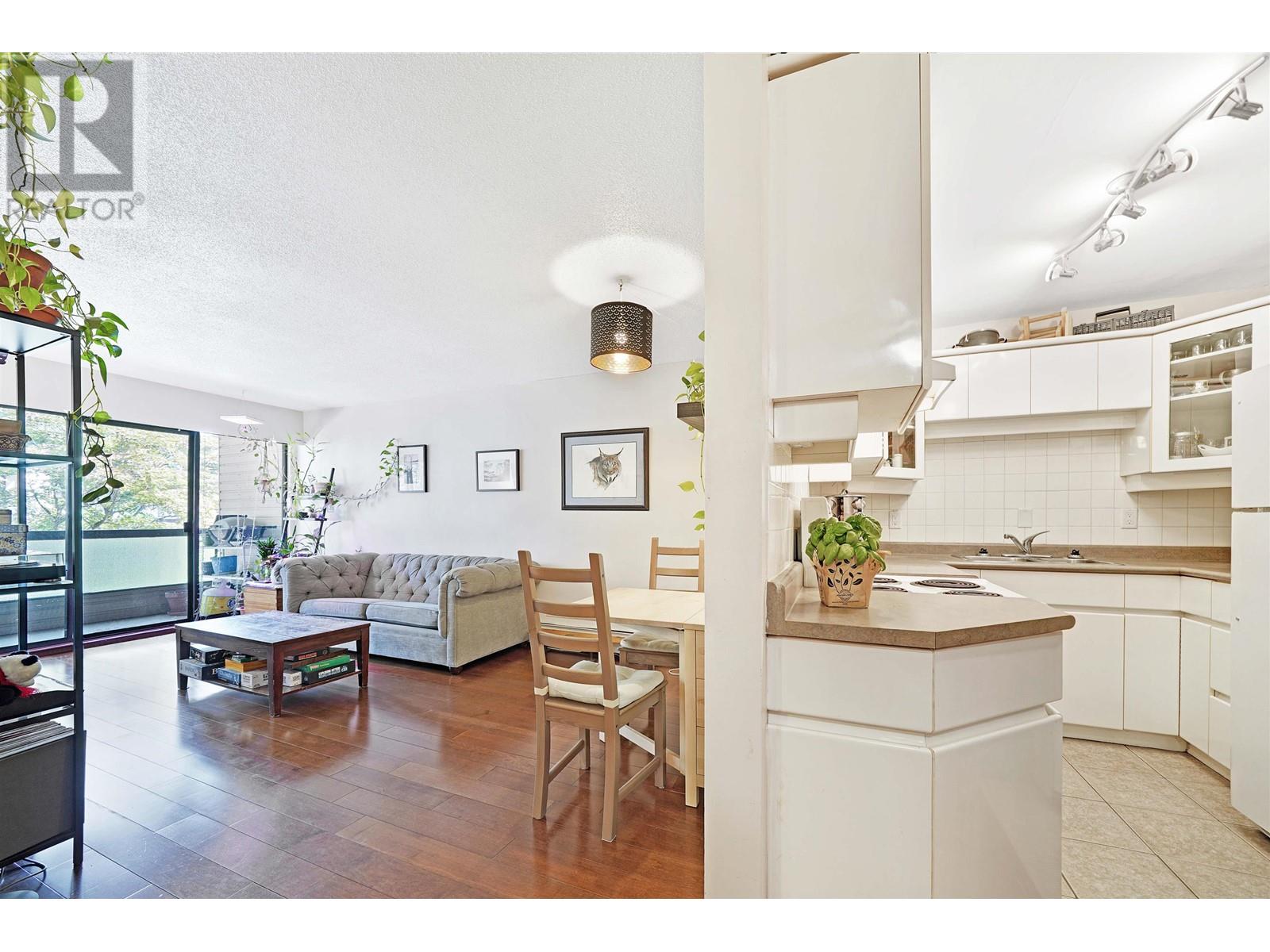 201 2190 W 7TH AVENUE, vancouver, British Columbia