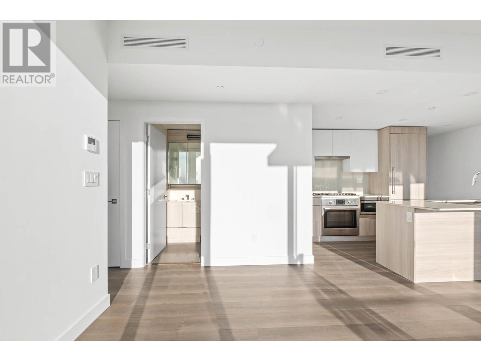 1306 901 Lougheed Highway, Coquitlam, British Columbia  V3K 3T3 - Photo 21 - R2826077